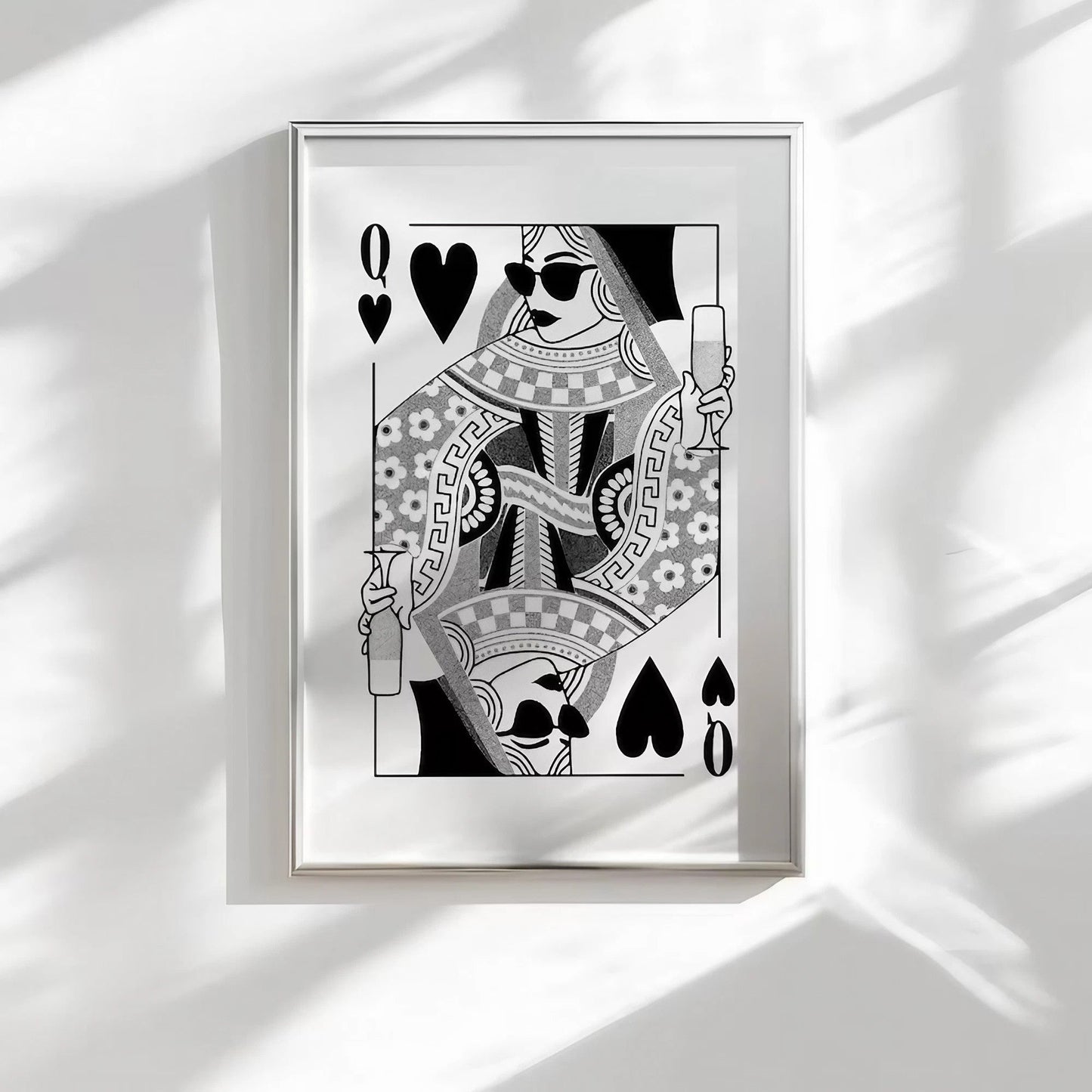 Black And White Queen of hearts Wall Art Wall Frame